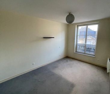 Location Appartement 4 pièces 75m² DESCARTES 37160 - Photo 4