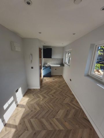 6 bedroom house to rent - Photo 2