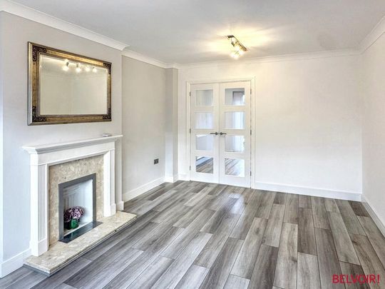 4 bedroom detached house to rent - Photo 1