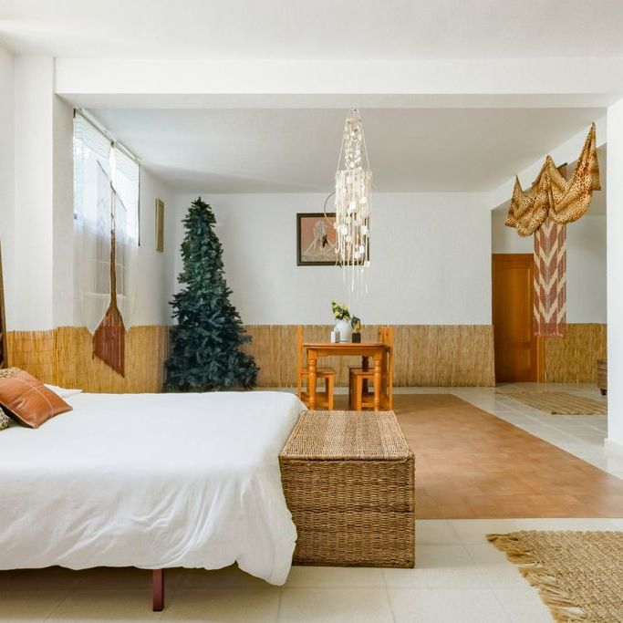 Luxury Villa for rent in Nueva Andalucia, Andalusia - Photo 1