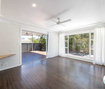 14 Tirranna Street, Blacksmiths NSW 2281 - House For Rent | Domain - Photo 2