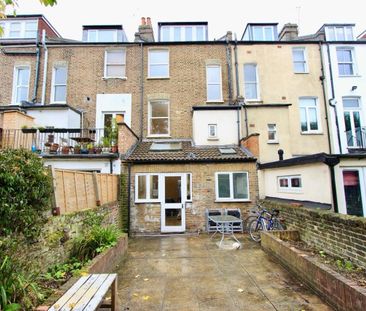 5 Bed Terraced House, Blackstock Road, N4 - Photo 1