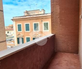 Trilocale in affitto - Photo 1