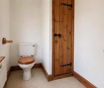 2 bedroom detached house to rent - Photo 4
