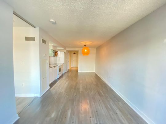 For Lease - 4 Spadina Avenue Unit# 1508, Toronto, Ontario - Photo 1