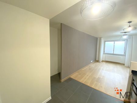 Location Appartement 3 pièces 53m² - Photo 3
