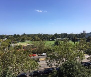 505/539 St Kilda Road, Melbourne VIC 3004 - Apartment For Rent | Do... - Photo 6