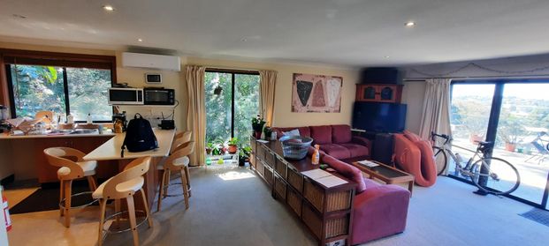 Beacon Hill - Photo 1