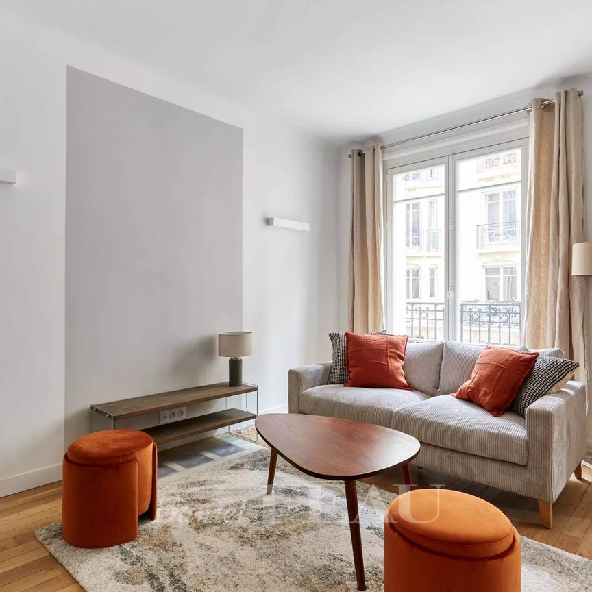 Location appartement, Paris 15ème (75015), 4 pièces, 77 m², ref 87076260 - Photo 1