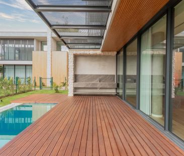 4 Bedroom Detached house with swimming pool, Guia, Cascais - Photo 1