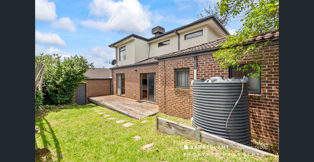 Well-appointed Three-Bedroom Townhouse - Photo 1
