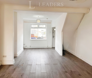 3 bedroom terraced house to rent - Photo 4