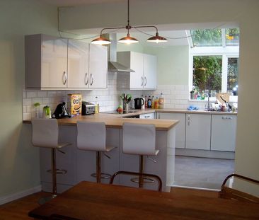 6 Bed Semi-Detached House, Upperthorpe, S6 - Photo 6