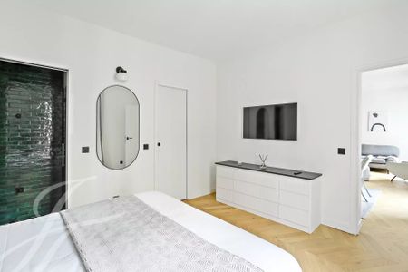 Appartement à louer Paris 7Ème - Gros-Caillou, Paris Rive Gauche, France4 516 EUR / Mois - Photo 2