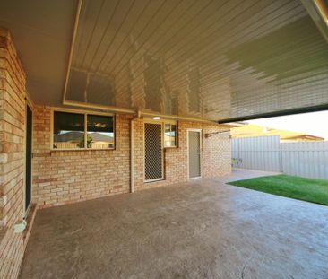 FOUR BEDROOM FAMILY HOME - Photo 6