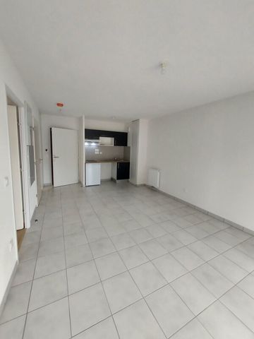Location Appartement 2 pièces 40m² LA ROCHELLE 17000 - Photo 5