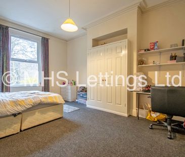 10 Bedroom Mid Terraced House for rent in Regent Park Terrace - Photo 6