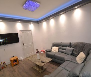 6 bedroom house to rent - Photo 4