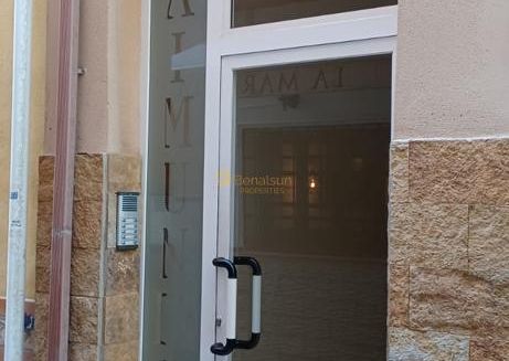 Medium Term rental from 01/10/2025-30/04/2026 Beautiful apartment 10 meters from the Paseo Marítimo of Fuengirola.