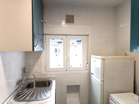 Piso de alquiler en Calle Ochagavia, Valdezarza - Photo 2