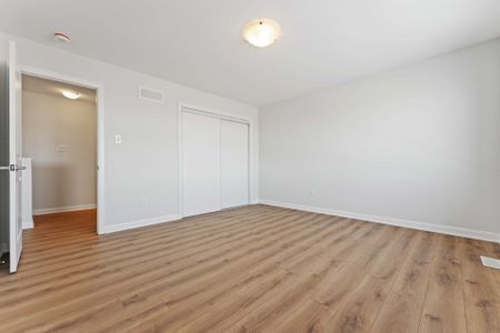 For Lease - 1213 Creekway Private, Kanata, Ontario - Photo 4