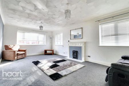 2 bedroom semi-detached house to rent - Photo 2