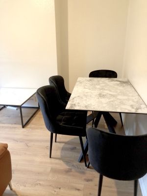 8, Nevinson Grove - Photo 2