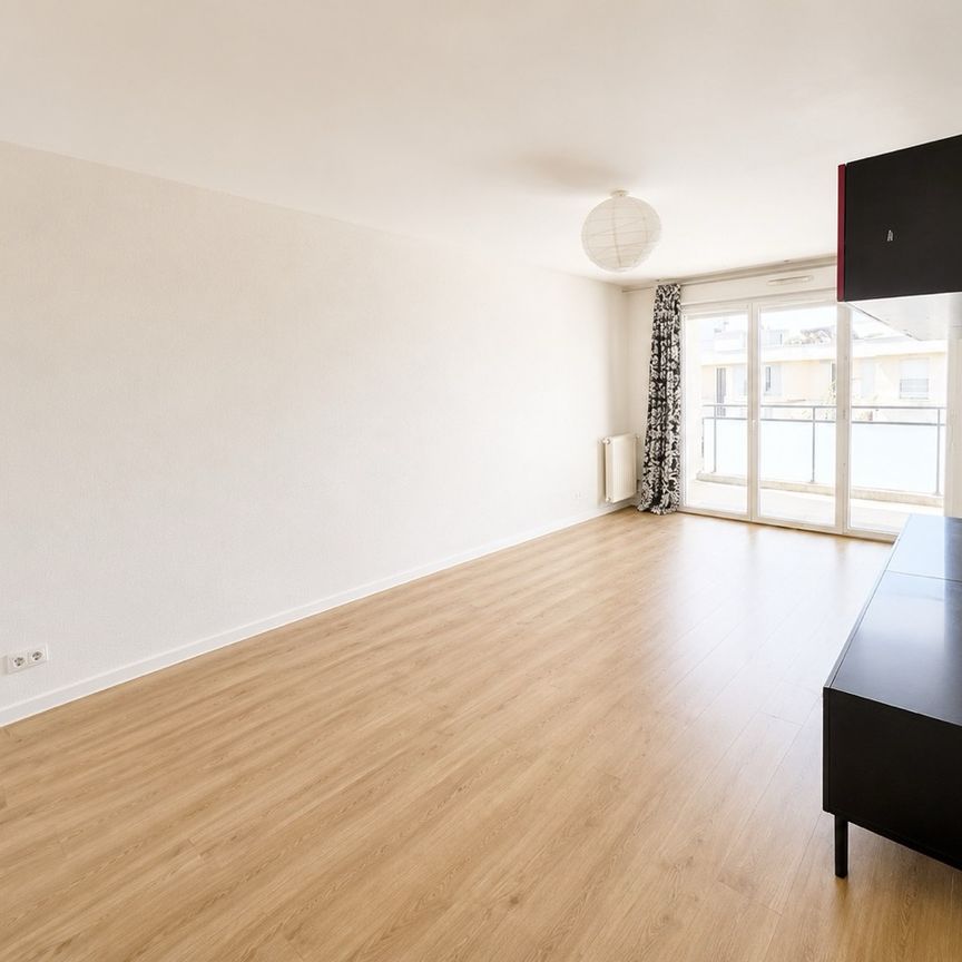 Location Appartement 3 pièces 69m² - Photo 1