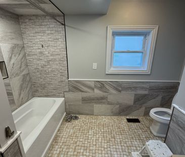 2 bd House for Rent in Windsor, ON - Photo 3