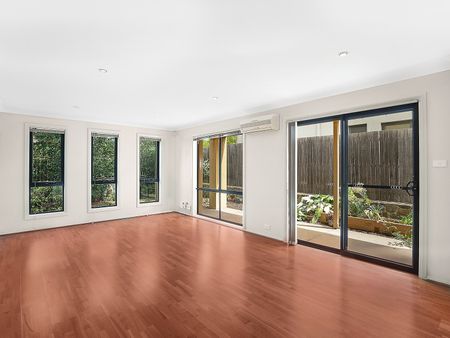 Spacious Family Home - Photo 4