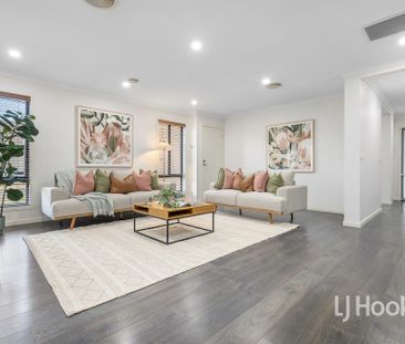 4 Derby Court, Cranbourne North VIC - Photo 2