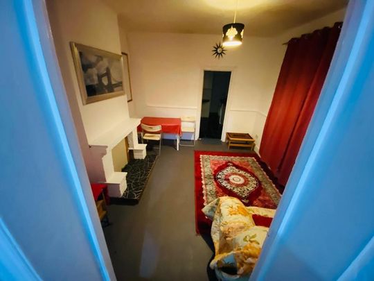 2 bedroom ground floor flat to rent - Photo 1