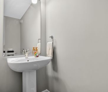 For Lease - 342 Raheen Court, Barrhaven, Ontario - Photo 1