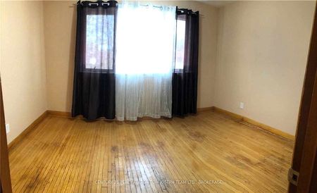 For Lease - 22 Perivale Crescent, Toronto, Ontario - Photo 4