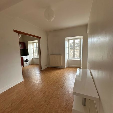 T3 lumineux de 50 m² – Compreignac - Photo 4