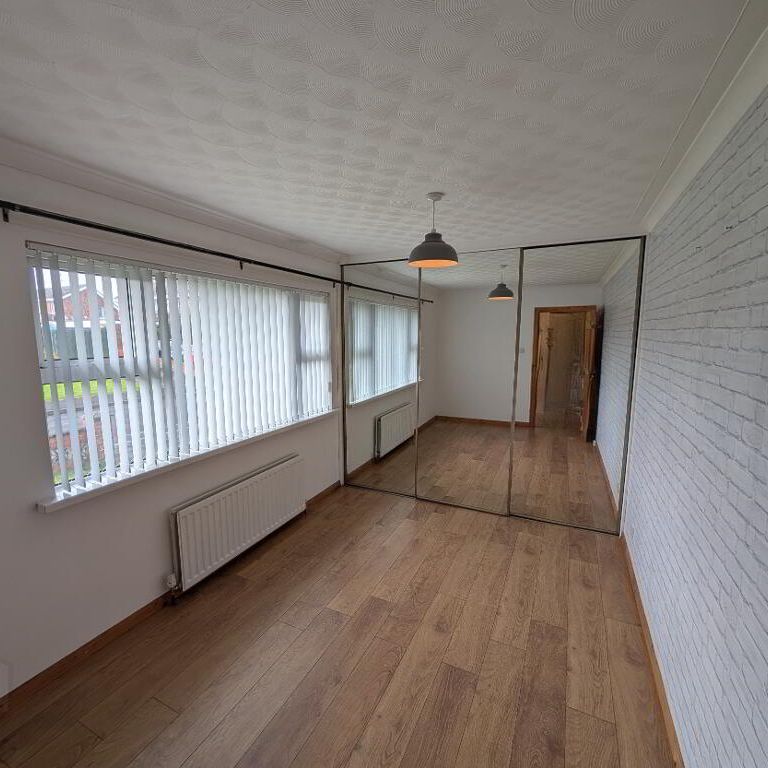Rochester Drive, L'Derry, BT47 5TZ - Photo 1