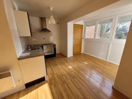 Location Appartement 2 pièces 41m² CAMBRAI 59400 - Photo 2
