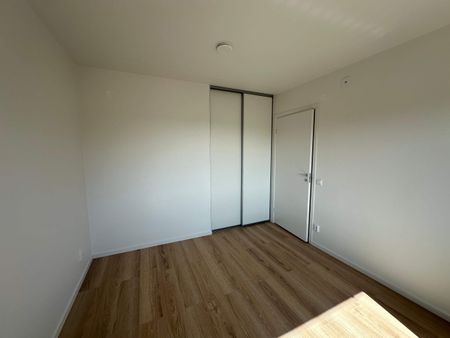 Regementsgatan – 2 rok (lgh 1503) - Foto 2