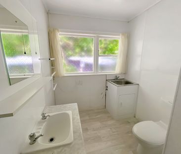 Happy Valley - Two Bedrooms & close to the Beach! - Photo 6