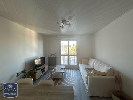 Location Appartement 3 pièces 69m² BEAUMONT 63110 - Photo 2