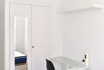 Calle de la Liberación, Madrid, Community of Madrid 28033