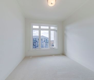 For Lease - 3327 Taha Gardens, Oakville, Ontario - Photo 5