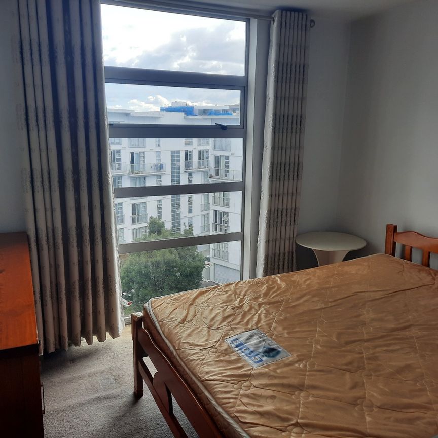 Fully Furnished - carpark available - Photo 1