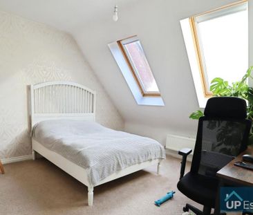 3 bedroom end of terrace house to rent - Photo 5