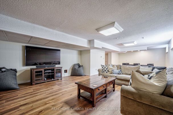 For Lease - 82 Arkendo Drive, Oakville, Ontario - Photo 1