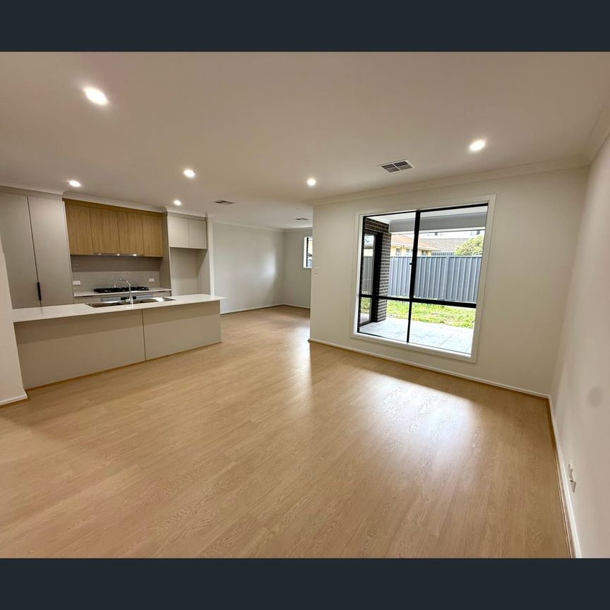 80 Tasman Avenue, Gilles Plains, SA 5086 - Photo 1
