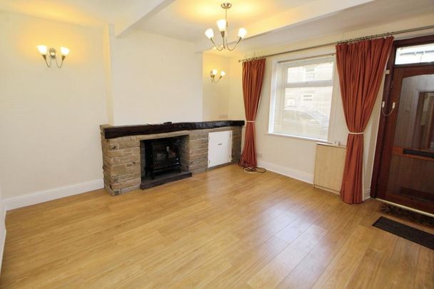 2 bedroom terraced house to rent - Photo 1