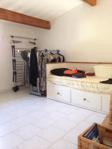 Location Appartement 2 pièces 58m² TOURVES 83170 - Photo 4