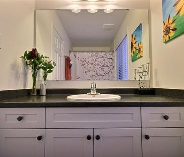 For Lease - 237 Mortimer Crescent, Milton, Ontario - Photo 1