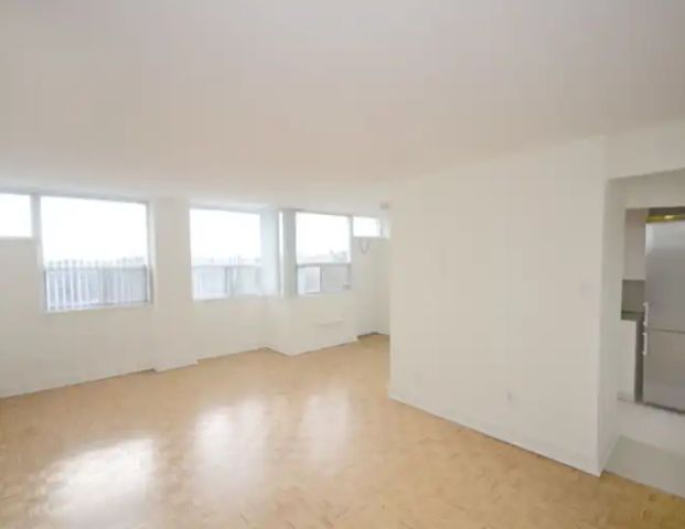 551 Eglinton Avenue East | 551 Eglinton Avenue East, Toronto - Photo 1